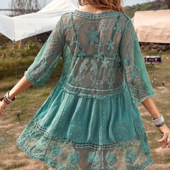Women's Open Crochet Lace Coverup Sage Green OSFM - Picture 2 of 5